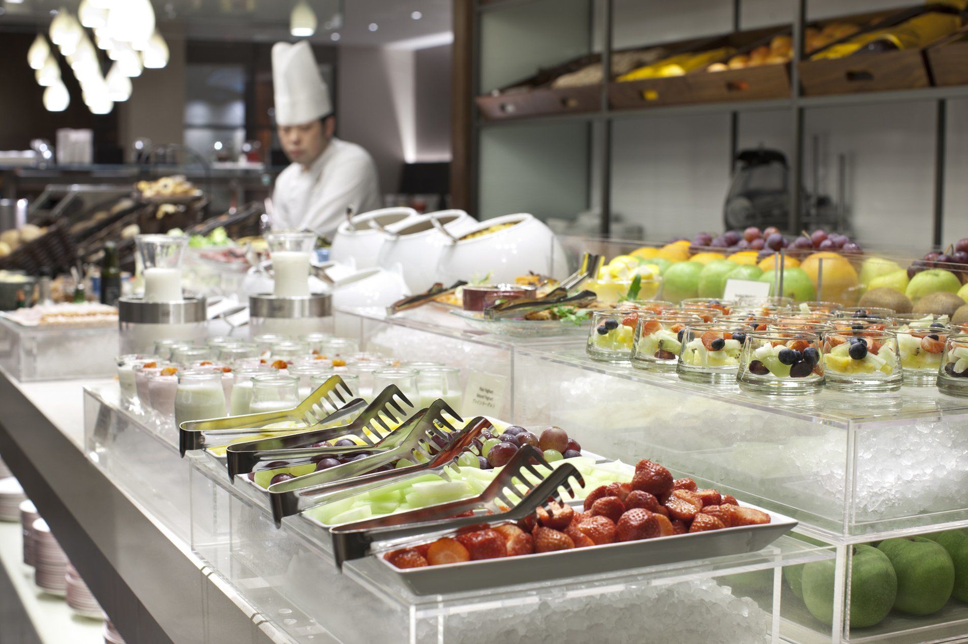 Hotel Okura Amsterdam - The Leading Hotels Of The World Restaurant photo A buffet at a hotel