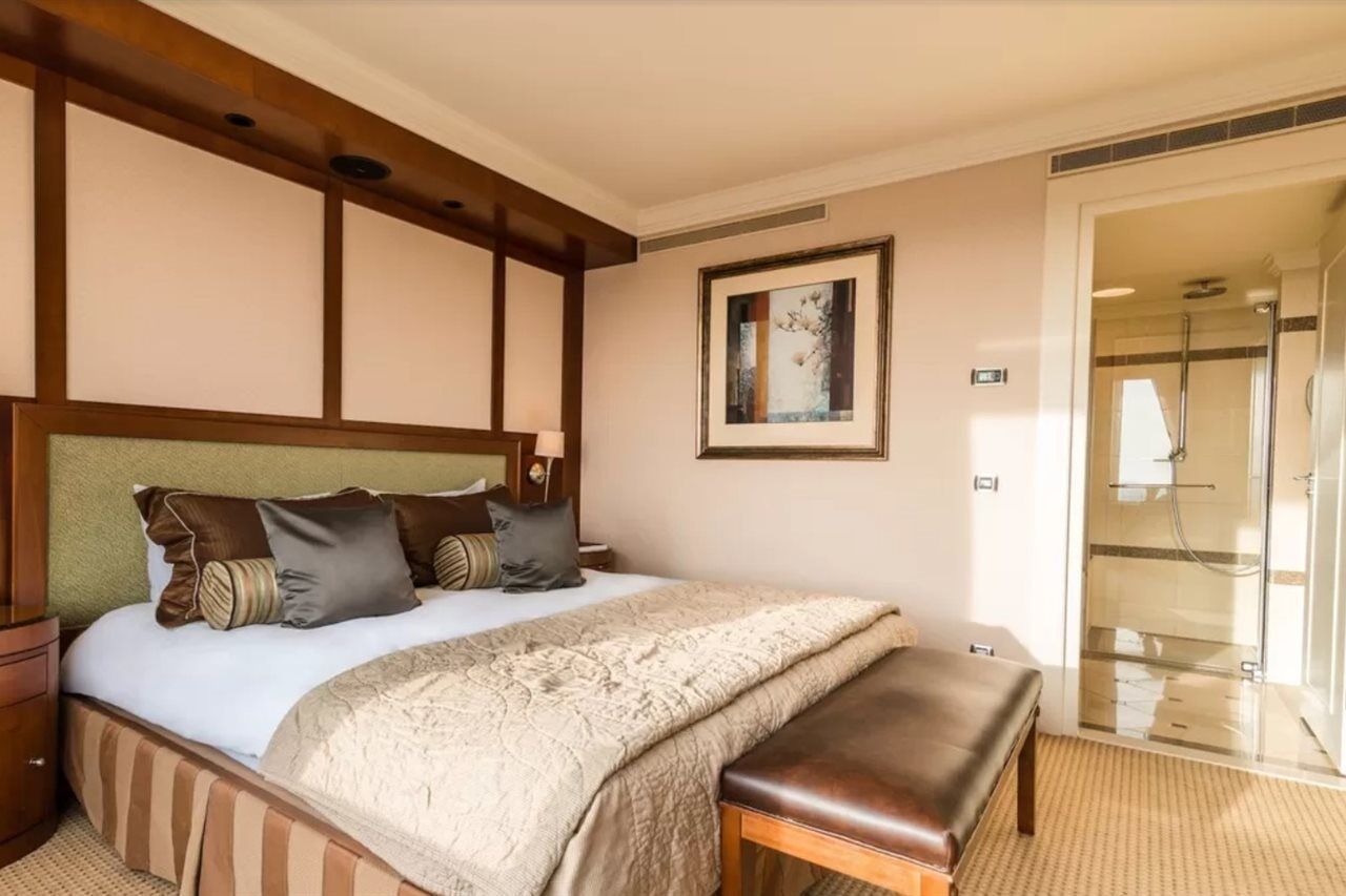 Hotel Okura Amsterdam - The Leading Hotels Of The World Extérieur photo Suite